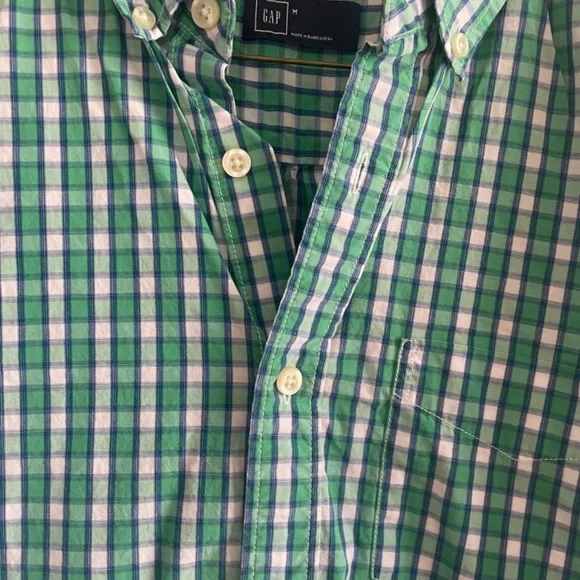 Button down - Picture 2 of 2